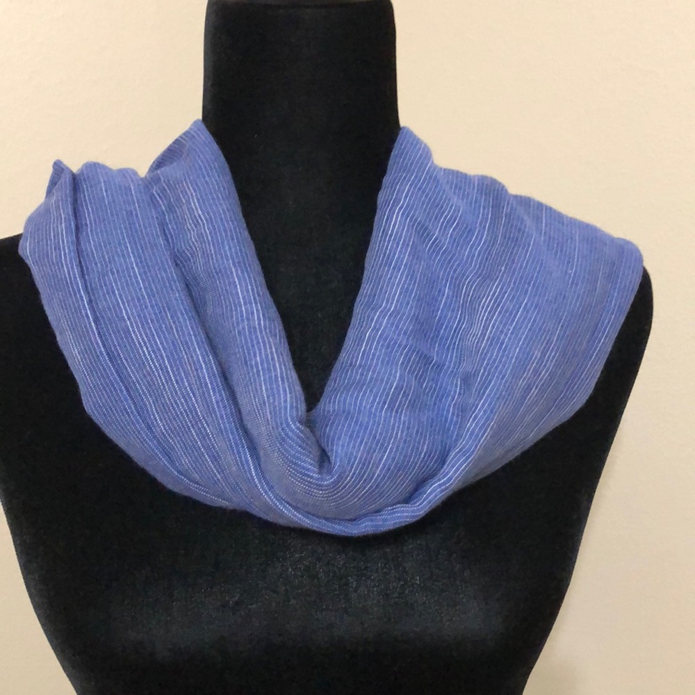 Large scarf